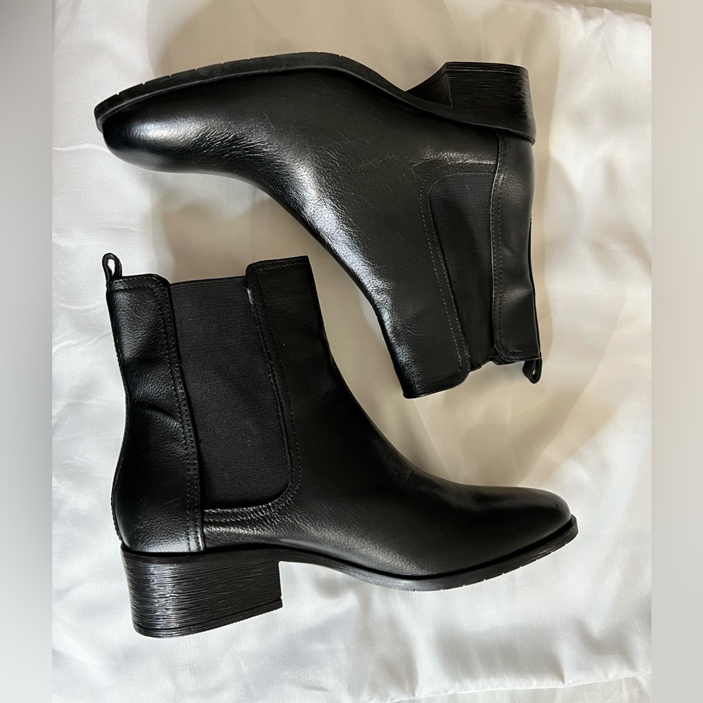 New men’s Kenneth Cole boots